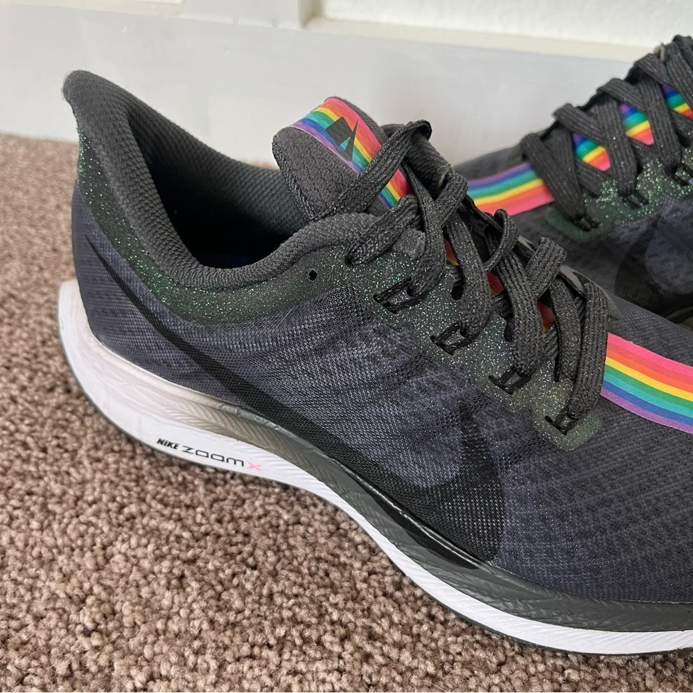 Nike Women's 6.5 Zoom Pegasus Turbo Be True Sneakers. - Picture 2 of 11